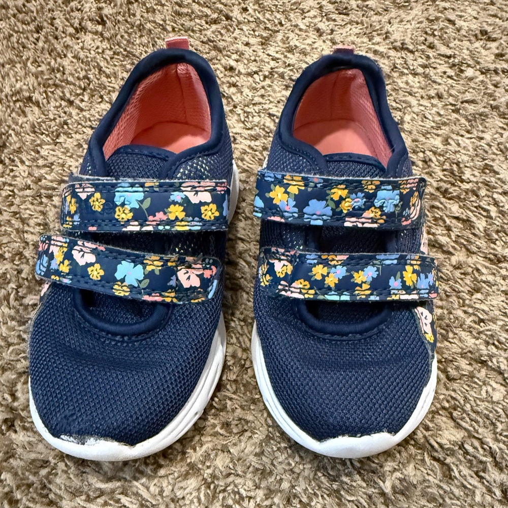 Carters Girls Light-Up Tennis Shoes Size 10M